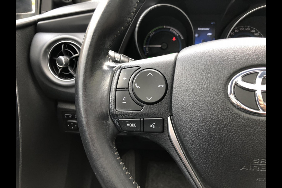 Toyota Auris 1.8 Hybrid Lease | Panoramdak, Navigatie, Licht + Regensensor, 17inch, Privacy glass, Bluetooth, Parkeercamera