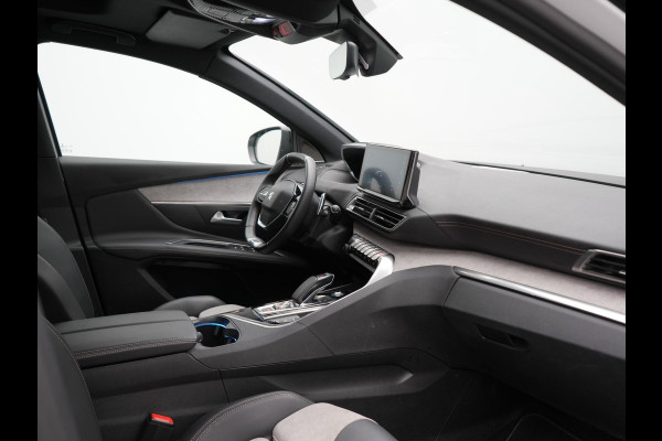 Peugeot 3008 225 GT Plug In Hybrid 225pk PHEV | Panodak | Adaptive Cruise | 360 Camera | Alcantara Sportstoelen Massage & Ventilatie | Navigatie | Apple Carplay | Blis | Keyless | Virtual | DAB | Park Assist | Sfeerverlichting |