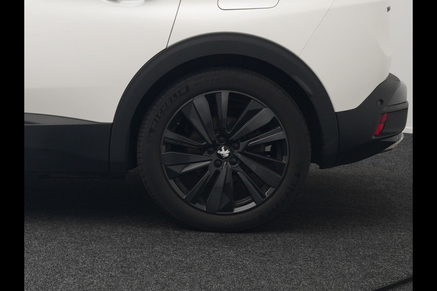 Peugeot 3008 225 GT Plug In Hybrid 225pk PHEV | Panodak | Adaptive Cruise | 360 Camera | Alcantara Sportstoelen Massage & Ventilatie | Navigatie | Apple Carplay | Blis | Keyless | Virtual | DAB | Park Assist | Sfeerverlichting |