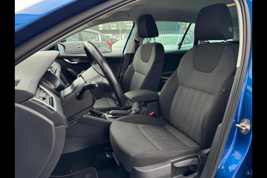 Škoda Octavia Combi 1.4 TSI Greentech Ambition Business TREKHAAK | NAVI | AUTOMAAT