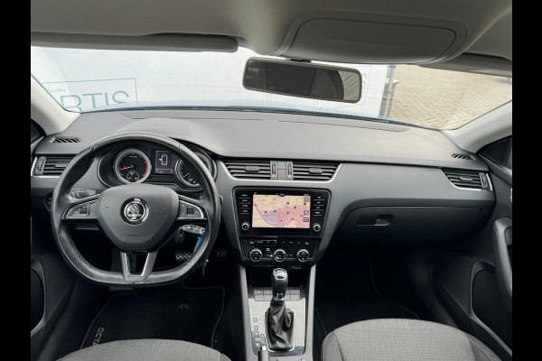 Škoda Octavia Combi 1.4 TSI Greentech Ambition Business TREKHAAK | NAVI | AUTOMAAT