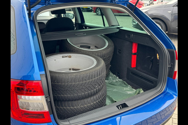 Škoda Octavia Combi 1.4 TSI Greentech Ambition Business TREKHAAK | NAVI | AUTOMAAT