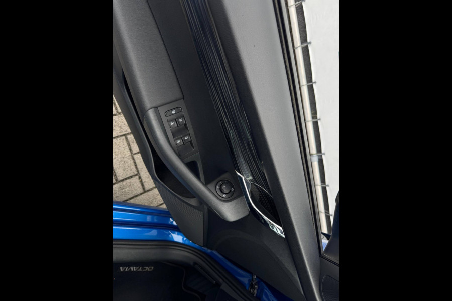 Škoda Octavia Combi 1.4 TSI Greentech Ambition Business TREKHAAK | NAVI | AUTOMAAT