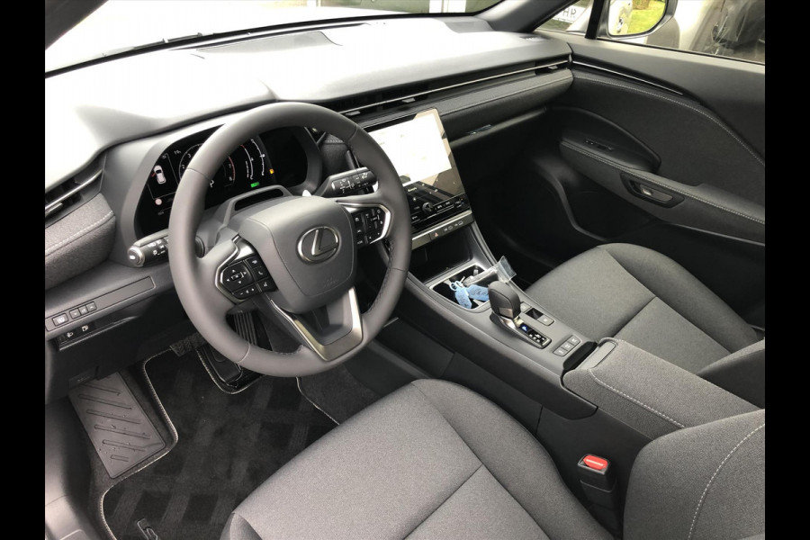 Lexus LBX 1.5 Comfort & Safety Pack | Dodehoekherkenning, Parkeersensoren, Keyless, Stoelverwarming