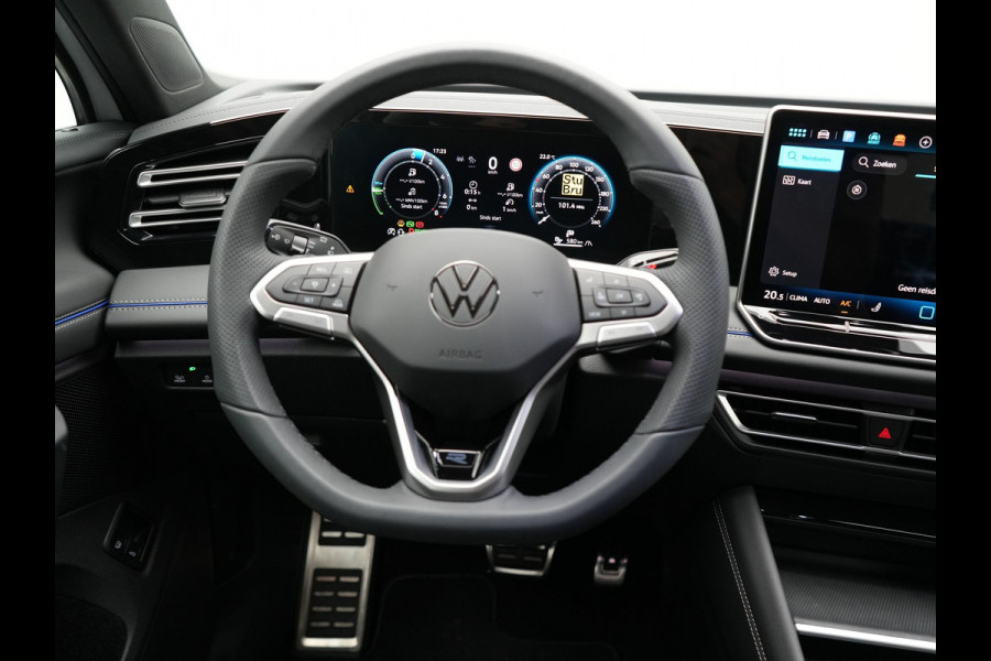 Volkswagen Tiguan eHybrid R-Line Edition Plug In Hybrid 204pk Dealer O.H PHEV | Adaptive Cruise | 360 Camera | IQ Light | Alcantara Sportstoelen Massage | Apple Carplay | Travel Assist | Keyless | Sfeerverlichting | Navigatie | Virtual | DAB |