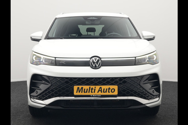 Volkswagen Tiguan eHybrid R-Line Edition Plug In Hybrid 204pk Dealer O.H PHEV | Adaptive Cruise | 360 Camera | IQ Light | Alcantara Sportstoelen Massage | Apple Carplay | Travel Assist | Keyless | Sfeerverlichting | Navigatie | Virtual | DAB |