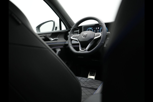 Volkswagen Tiguan eHybrid R-Line Edition Plug In Hybrid 204pk Dealer O.H PHEV | Adaptive Cruise | 360 Camera | IQ Light | Alcantara Sportstoelen Massage | Apple Carplay | Travel Assist | Keyless | Sfeerverlichting | Navigatie | Virtual | DAB |