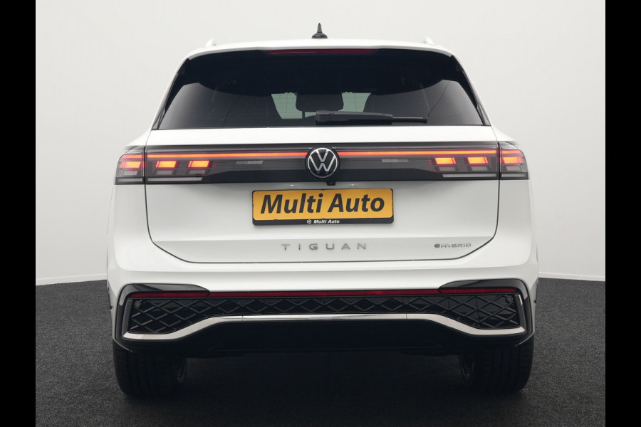 Volkswagen Tiguan eHybrid R-Line Edition Plug In Hybrid 204pk Dealer O.H PHEV | Adaptive Cruise | 360 Camera | IQ Light | Alcantara Sportstoelen Massage | Apple Carplay | Travel Assist | Keyless | Sfeerverlichting | Navigatie | Virtual | DAB |