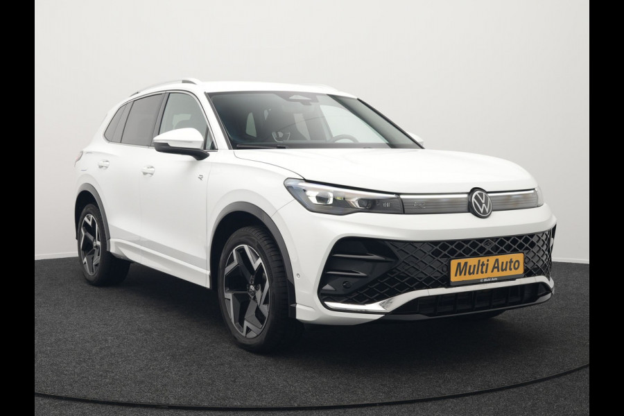 Volkswagen Tiguan eHybrid R-Line Edition Plug In Hybrid 204pk Dealer O.H PHEV | Adaptive Cruise | 360 Camera | IQ Light | Alcantara Sportstoelen Massage | Apple Carplay | Travel Assist | Keyless | Sfeerverlichting | Navigatie | Virtual | DAB |