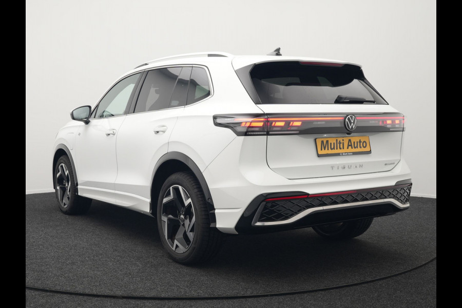 Volkswagen Tiguan eHybrid R-Line Edition Plug In Hybrid 204pk Dealer O.H PHEV | Adaptive Cruise | 360 Camera | IQ Light | Alcantara Sportstoelen Massage | Apple Carplay | Travel Assist | Keyless | Sfeerverlichting | Navigatie | Virtual | DAB |