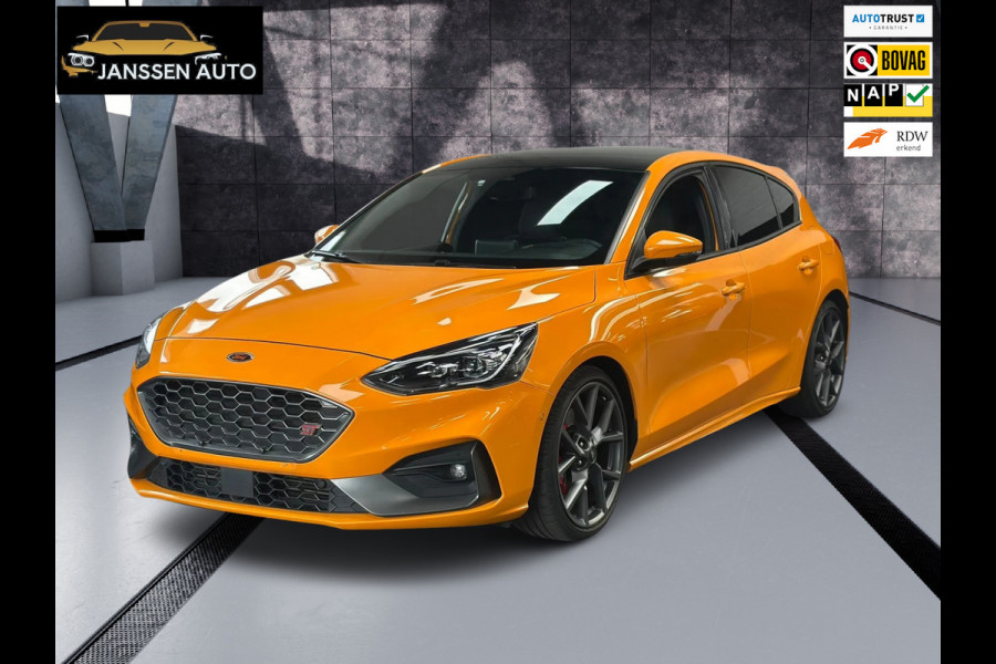 Ford Focus 2.3 EcoBoost ST-3 Performance | Orange Fury | Pano | B&o | Alcantara | Dealeronderhouden | Full option