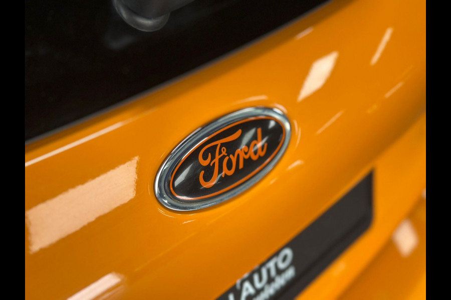 Ford Focus 2.3 EcoBoost ST-3 Performance | Orange Fury | Pano | B&o | Alcantara | Dealeronderhouden | Full option