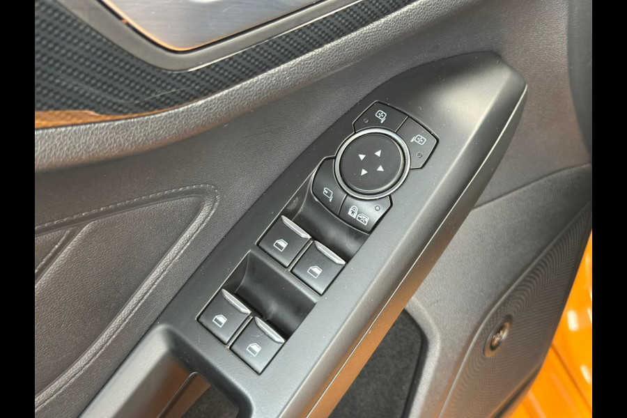 Ford Focus 2.3 EcoBoost ST-3 Performance | Orange Fury | Pano | B&o | Alcantara | Dealeronderhouden | Full option