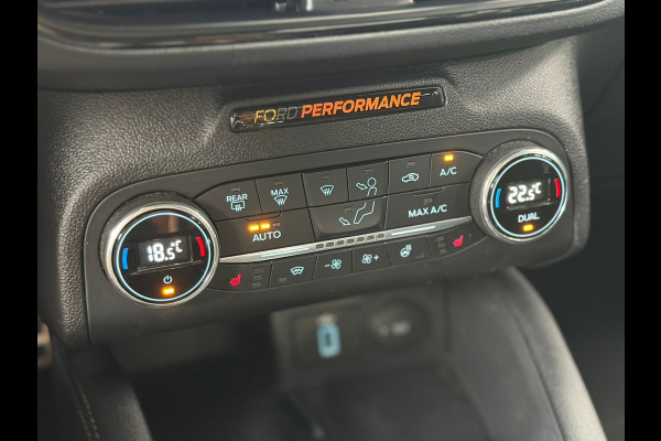 Ford Focus 2.3 EcoBoost ST-3 Performance | Orange Fury | Pano | B&o | Alcantara | Dealeronderhouden | Full option