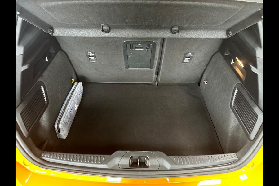 Ford Focus 2.3 EcoBoost ST-3 Performance | Orange Fury | Pano | B&o | Alcantara | Dealeronderhouden | Full option