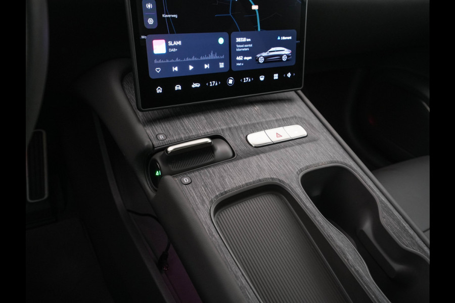 NIO eT7 100 kWh AWD (Rent-Battery)  [ 3-Fase ] (INCL-BTW) Aut. *PANO | HEAD-UP | LUXURY-LEATHER | FULL-LED | ADAPTIVE-CRUISE | MEMORY-PACK | KEYLESS | HEATED-COMFORTSEATS | TOPVIEW | AIR-SUSPENSION | AMBIENT LIGHT | TOWBAR | 20"ALU*