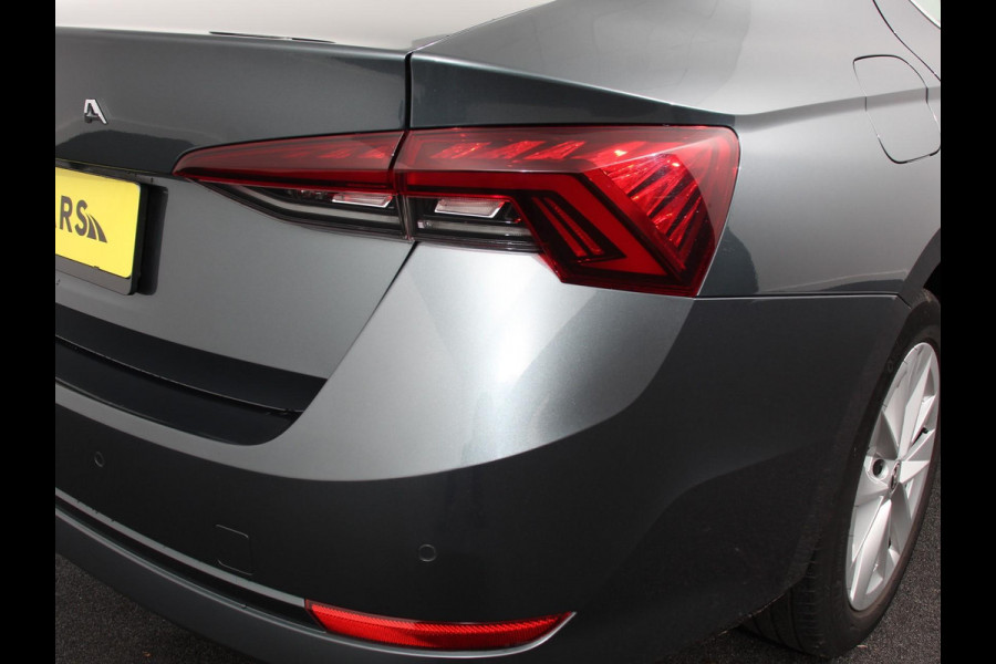 Škoda Octavia 1.0 e-TSI 110pk DSG Style Navigatie Apple Carplay/Android Auto Adaptive Cruise Control Camera Stoelverwarming