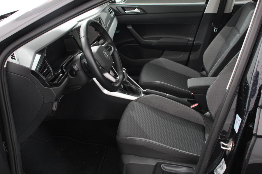 Volkswagen Taigo 1.0 TSI 110pk DSG Life | Navigatie | Apple Carplay/Android Auto Wireless | Adaptive Cruise Control | Parkeersensoren | Camera | Blind Spot Assist | Park Assist | Afneembare trekhaak | Stoelverwarming | Virtual Cockpit | Ledverlichting | Climatronic