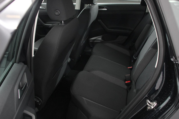 Volkswagen Taigo 1.0 TSI 110pk DSG Life | Navigatie | Apple Carplay/Android Auto Wireless | Adaptive Cruise Control | Parkeersensoren | Camera | Blind Spot Assist | Park Assist | Afneembare trekhaak | Stoelverwarming | Virtual Cockpit | Ledverlichting | Climatronic