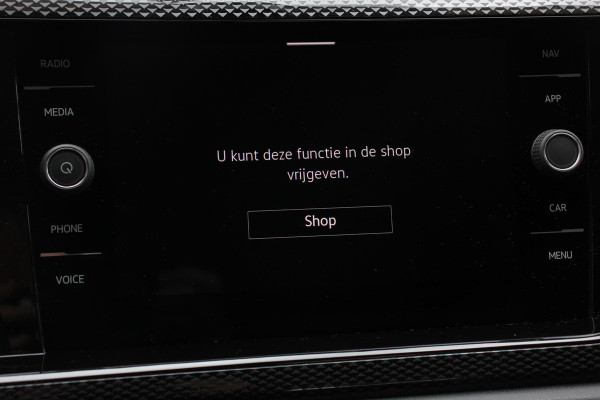 Volkswagen Taigo 1.0 TSI 110pk DSG Life | Navigatie | Apple Carplay/Android Auto Wireless | Adaptive Cruise Control | Parkeersensoren | Camera | Blind Spot Assist | Park Assist | Afneembare trekhaak | Stoelverwarming | Virtual Cockpit | Ledverlichting | Climatronic