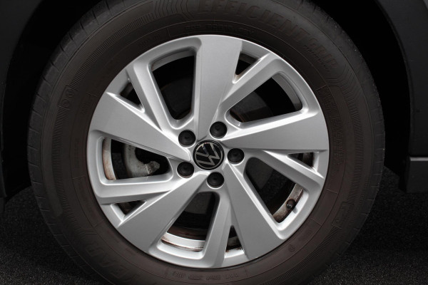 Volkswagen Taigo 1.0 TSI 110pk DSG Life | Navigatie | Apple Carplay/Android Auto Wireless | Adaptive Cruise Control | Parkeersensoren | Camera | Blind Spot Assist | Park Assist | Afneembare trekhaak | Stoelverwarming | Virtual Cockpit | Ledverlichting | Climatronic
