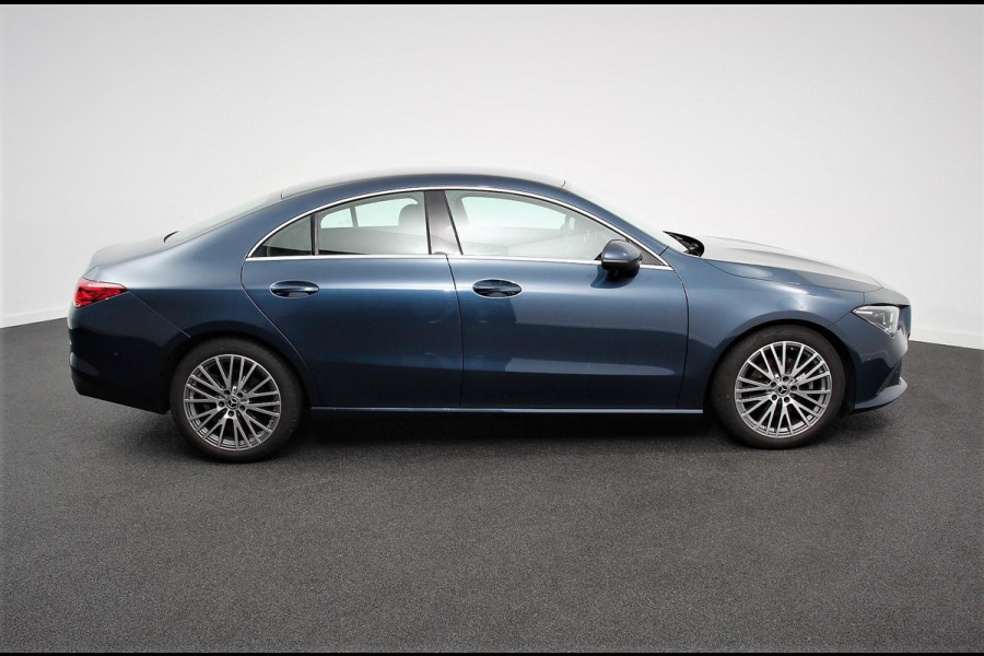 Mercedes-Benz CLA-Klasse 200 Progressive 7-DCT DEMO! Navigatie Climate Control Led Trekhaak Stoelverwarming Half Leder Camera