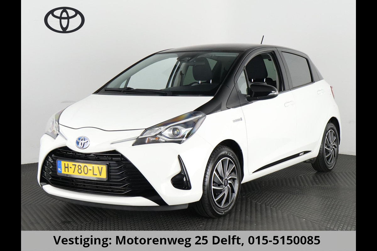 Toyota Yaris 1.5 HYBRID BI-TONE GARANTIE 4-2030! CAMER. DEALERAUTO ! PDC . GARANTIE TOT 04-2030