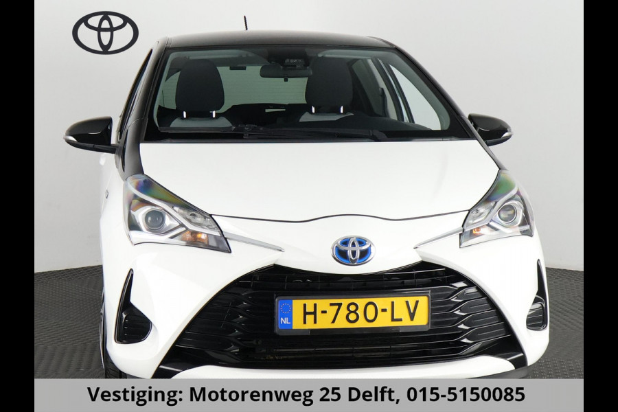 Toyota Yaris 1.5 HYBRID BI-TONE GARANTIE 4-2030! CAMER. DEALERAUTO ! PDC . GARANTIE TOT 04-2030
