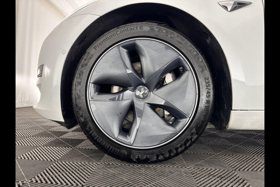 Tesla Model 3 Standard RWD Plus 60 kWh [ 3-Fase ] (INCL-BTW) Aut. *PANO | AUTO-PILOT | LUXURY-LEATHER | KEYLESS | FULL-LED | MEMORY-PACK | SURROUND-VIEW | DAB | CARPLAY | DIGI-COCKPIT | LANE-ASSIST | COMFORT-SEATS | 18"ALU*