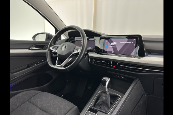 Volkswagen GOLF Variant 2.0 TDI Life Business (INCL-BTW)  *FULL-LED | DIGI-COCKPIT | NAVI-FULLMAP | HEATED-COMFORTSEATS | KEYLESS | DAB+ | CARPLAY | ECC | AMBIENT-LIGHT | PDC | 16''ALU*
