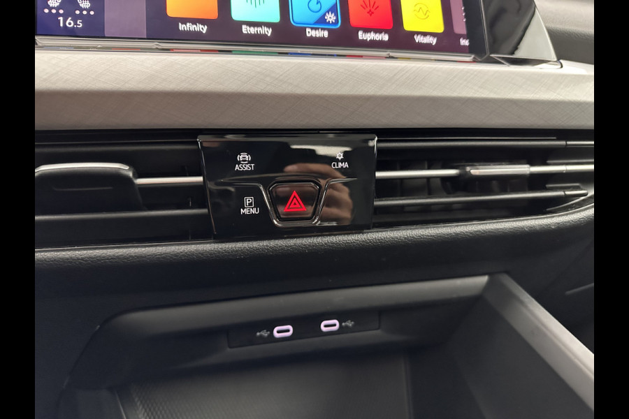 Volkswagen GOLF Variant 2.0 TDI Life Business (INCL-BTW)  *FULL-LED | DIGI-COCKPIT | NAVI-FULLMAP | HEATED-COMFORTSEATS | KEYLESS | DAB+ | CARPLAY | ECC | AMBIENT-LIGHT | PDC | 16''ALU*