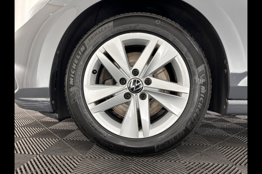 Volkswagen GOLF Variant 2.0 TDI Life Business (INCL-BTW)  *FULL-LED | DIGI-COCKPIT | NAVI-FULLMAP | HEATED-COMFORTSEATS | KEYLESS | DAB+ | CARPLAY | ECC | AMBIENT-LIGHT | PDC | 16''ALU*