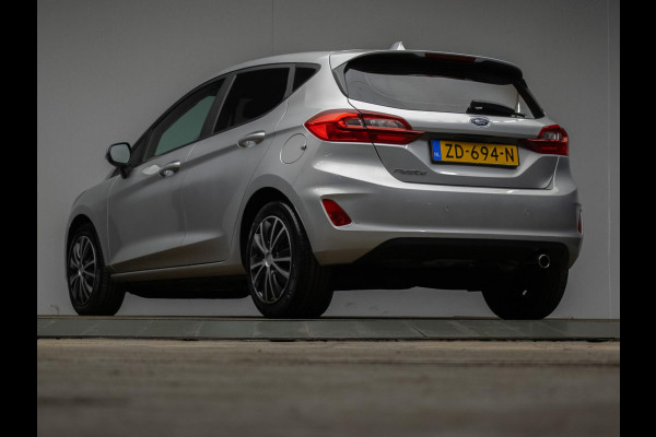Ford Fiesta 1.1 Sport (APPLE CARPLAY,NAVI,CRUISE,LED,PDC,GETINT,DAB,BLUETOOTH,LANE ASSIST,SPORTSTOELEN,NIEUWE APK,NETTE STAAT)