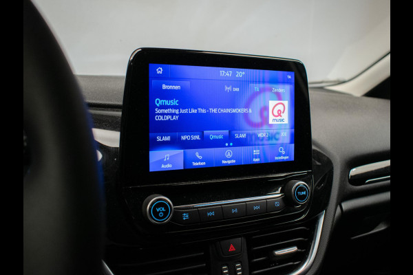Ford Fiesta 1.1 Sport (APPLE CARPLAY,NAVI,CRUISE,LED,PDC,GETINT,DAB,BLUETOOTH,LANE ASSIST,SPORTSTOELEN,NIEUWE APK,NETTE STAAT)