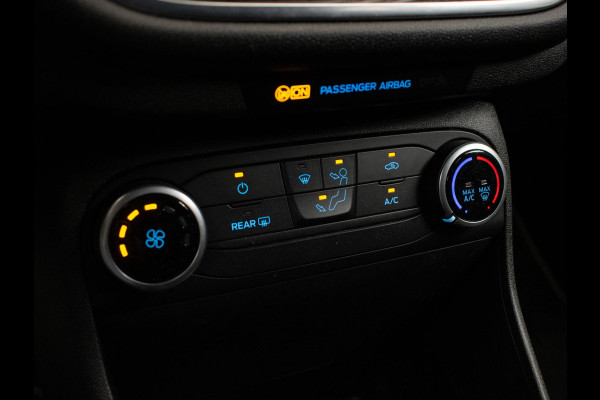 Ford Fiesta 1.1 Sport (APPLE CARPLAY,NAVI,CRUISE,LED,PDC,GETINT,DAB,BLUETOOTH,LANE ASSIST,SPORTSTOELEN,NIEUWE APK,NETTE STAAT)