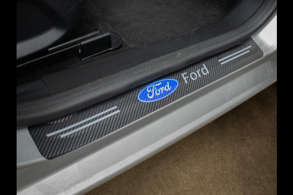 Ford Fiesta 1.1 Sport (APPLE CARPLAY,NAVI,CRUISE,LED,PDC,GETINT,DAB,BLUETOOTH,LANE ASSIST,SPORTSTOELEN,NIEUWE APK,NETTE STAAT)