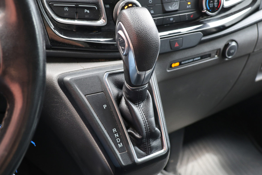Ford Transit Custom 310 2.0 TDCI 170 PK AUT L2H1 Sport | BPM VRIJ | CarPlay | Navigatie | Camera | Stoelverwarming | Lederen bekleding | Trekhaak |  | LED | Dealer onderhouden | Nieuwe APK