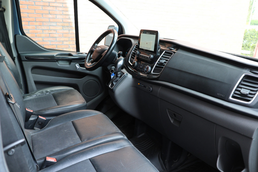 Ford Transit Custom 310 2.0 TDCI 170 PK AUT L2H1 Sport | BPM VRIJ | CarPlay | Navigatie | Camera | Stoelverwarming | Lederen bekleding | Trekhaak |  | LED | Dealer onderhouden | Nieuwe APK