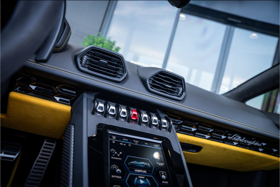 Lamborghini Huracán Evo Spyder 5.2 V10 - Giallo Inti | Origineel NL | Dealer O.H. | Lift | Sensonum