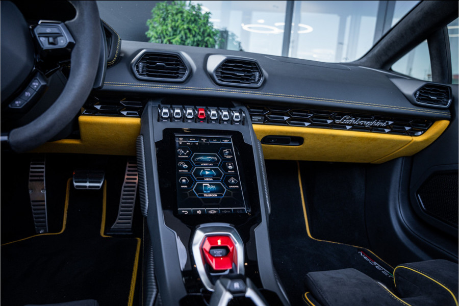 Lamborghini Huracán Evo Spyder 5.2 V10 - Giallo Inti | Origineel NL | Dealer O.H. | Lift | Sensonum