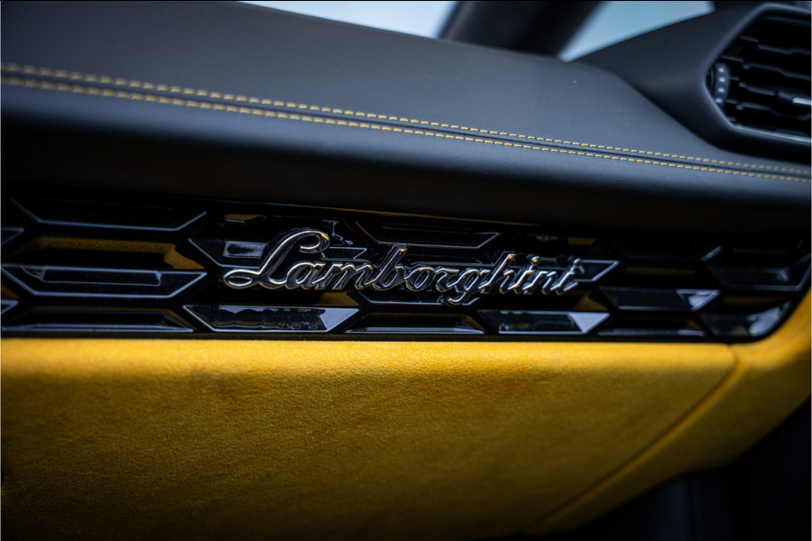 Lamborghini Huracán Evo Spyder 5.2 V10 - Giallo Inti | Origineel NL | Dealer O.H. | Lift | Sensonum