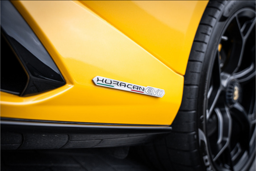 Lamborghini Huracán Evo Spyder 5.2 V10 - Giallo Inti | Origineel NL | Dealer O.H. | Lift | Sensonum