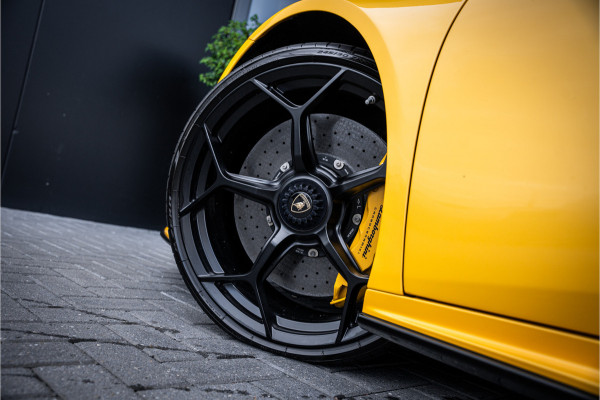 Lamborghini Huracán Evo Spyder 5.2 V10 - Giallo Inti | Origineel NL | Dealer O.H. | Lift | Sensonum