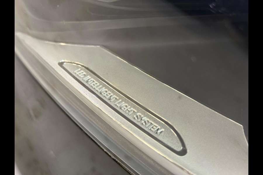 Mercedes-Benz V-Klasse 300d Lang 7 persoons | Pano | Standkachel | Leer | ACC | Burmester | Camera