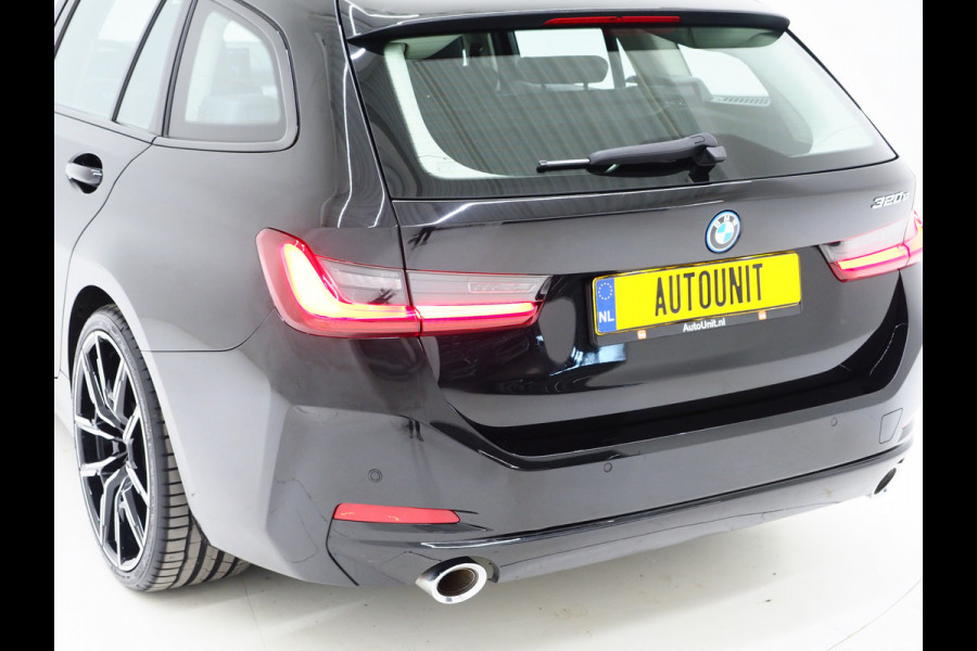 BMW 3 Serie Touring 320e LCI Shadow Line | Nieuw Model | Widescreen | Carplay | Leder | Cruise | DAB | LED | PDC