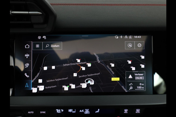 Audi A3 Sportback 45 TFSI e S edition Competition 272 pk S-tronic| Navigatie | Panoramadak | Parkeersensoren (Park assist) | Achteruitrijcamera | Adaptieve cruise control | Matrix LED koplampen |