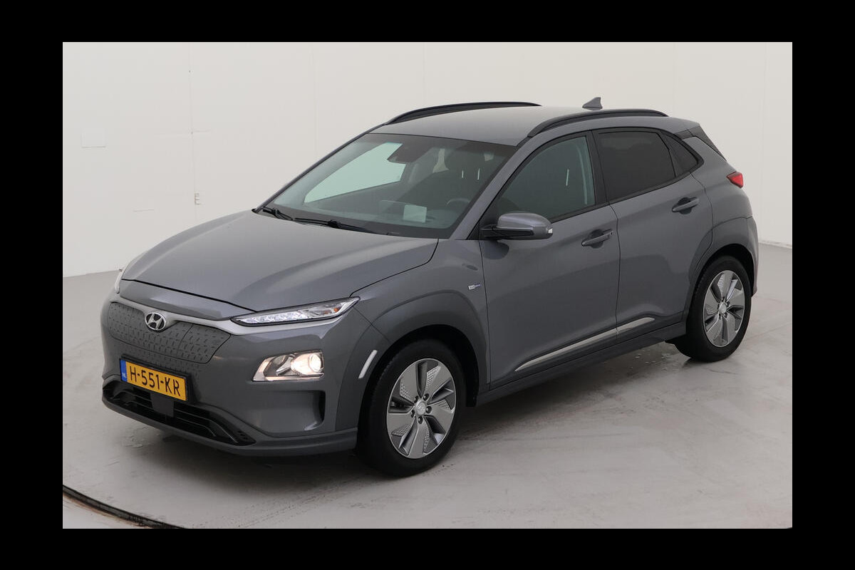 Hyundai Kona EV Fashion 64 kWh 2X OP VOORRAAD | NL AUTO | NAVI | 1E EIG |
