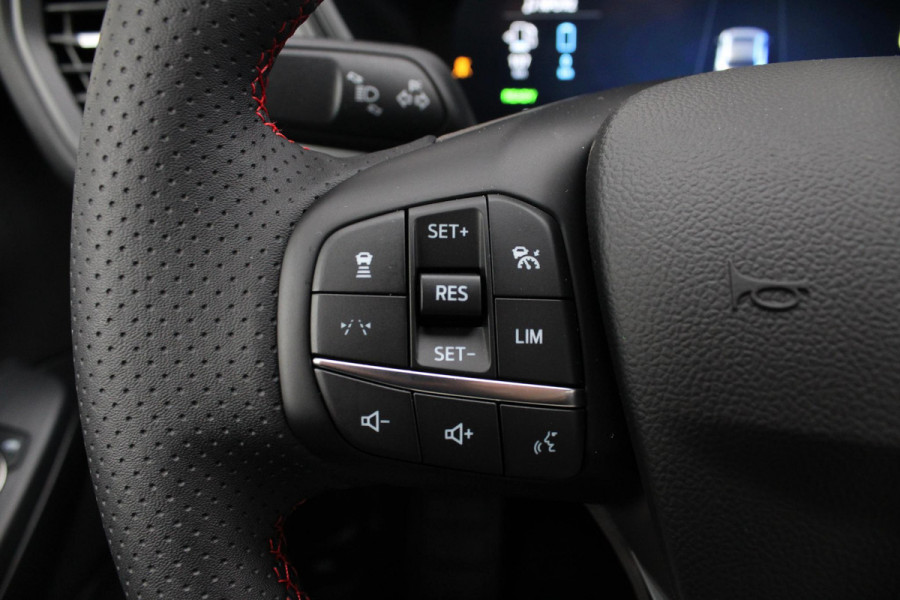 Ford Kuga 2.5 PHEV ST-Line X 243pk | Ford Voorraad | Driver Assistance pack | Wegklapbare Trekhaak | Winterpack | Panorama dak | 19 inch velgen | Technology Pack | Solar Silver |