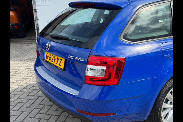 Škoda Octavia Combi 1.5 TSI Greentech Sport Business AUTOMAAT | NAVI | NL-AUTO