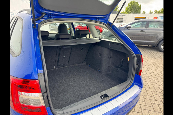 Škoda Octavia Combi 1.5 TSI Greentech Sport Business AUTOMAAT | NAVI | NL-AUTO